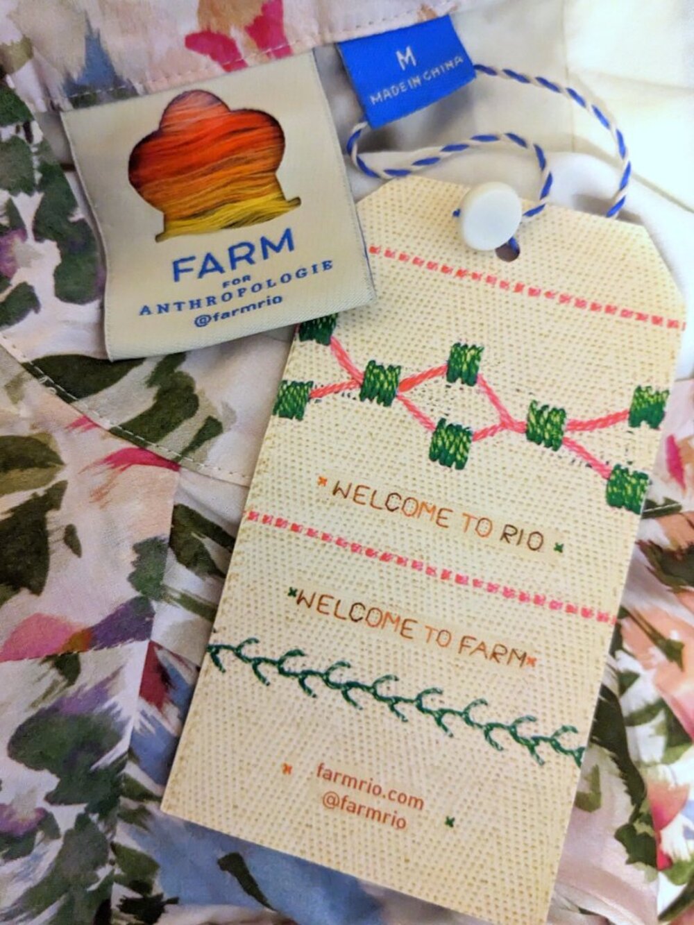 NWT @loverlygrey x Farm Rio Short-Sleeve Dress Size M - Picture 14 of 16